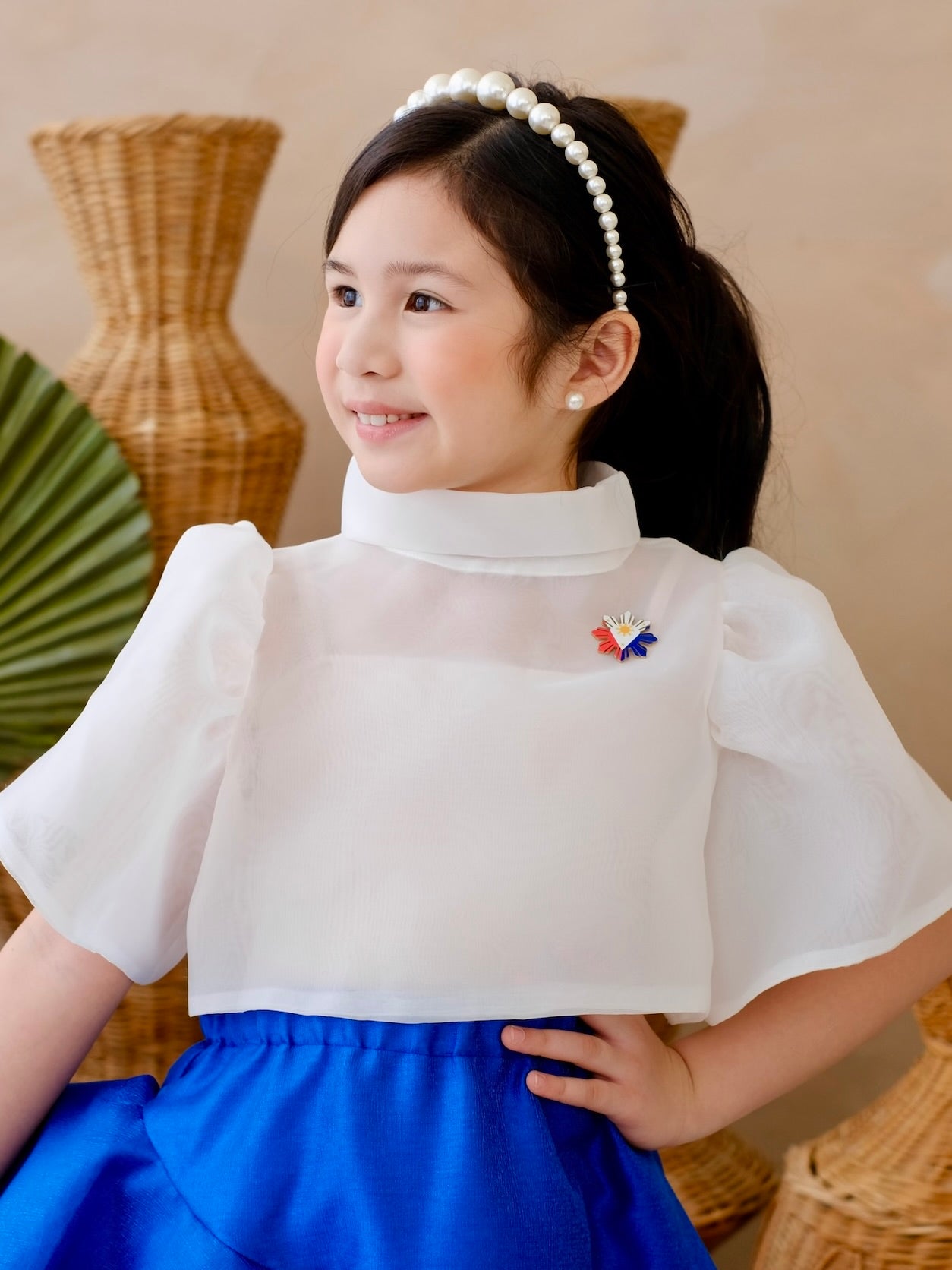 Sinag Filipiniana Top with Flag Pin | Off-White