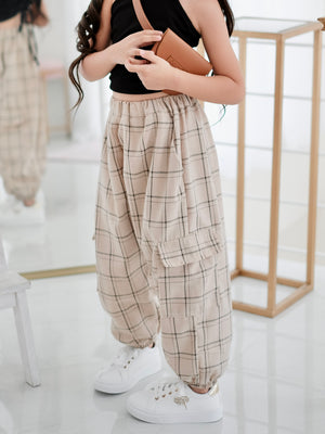 Gwen Cargo Pants in Warm Beige