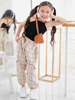 Gwen Cargo Pants in Warm Beige
