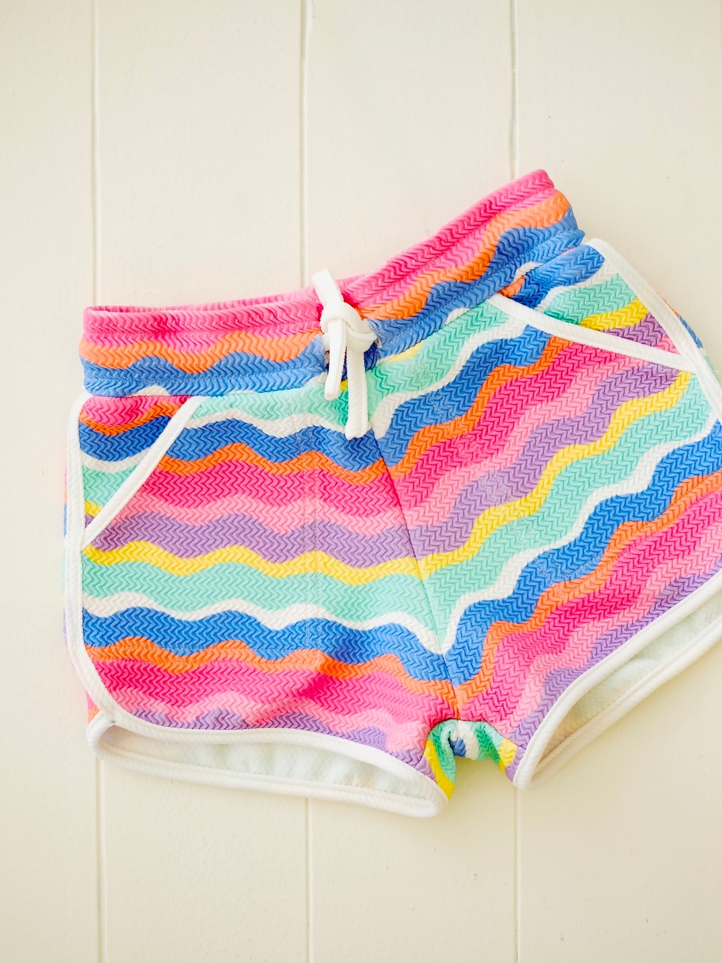 Ringer Shorts | Rainbow Wave