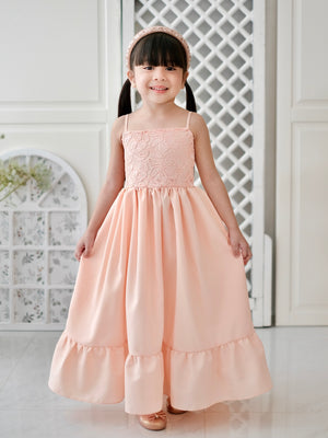 Amelia Dress in Peach Fuzz