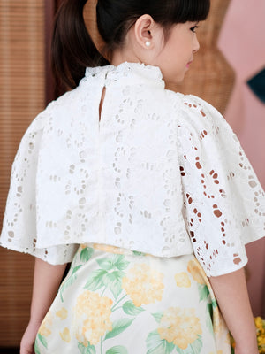 Sinag Broderie Kamisa with Brooch