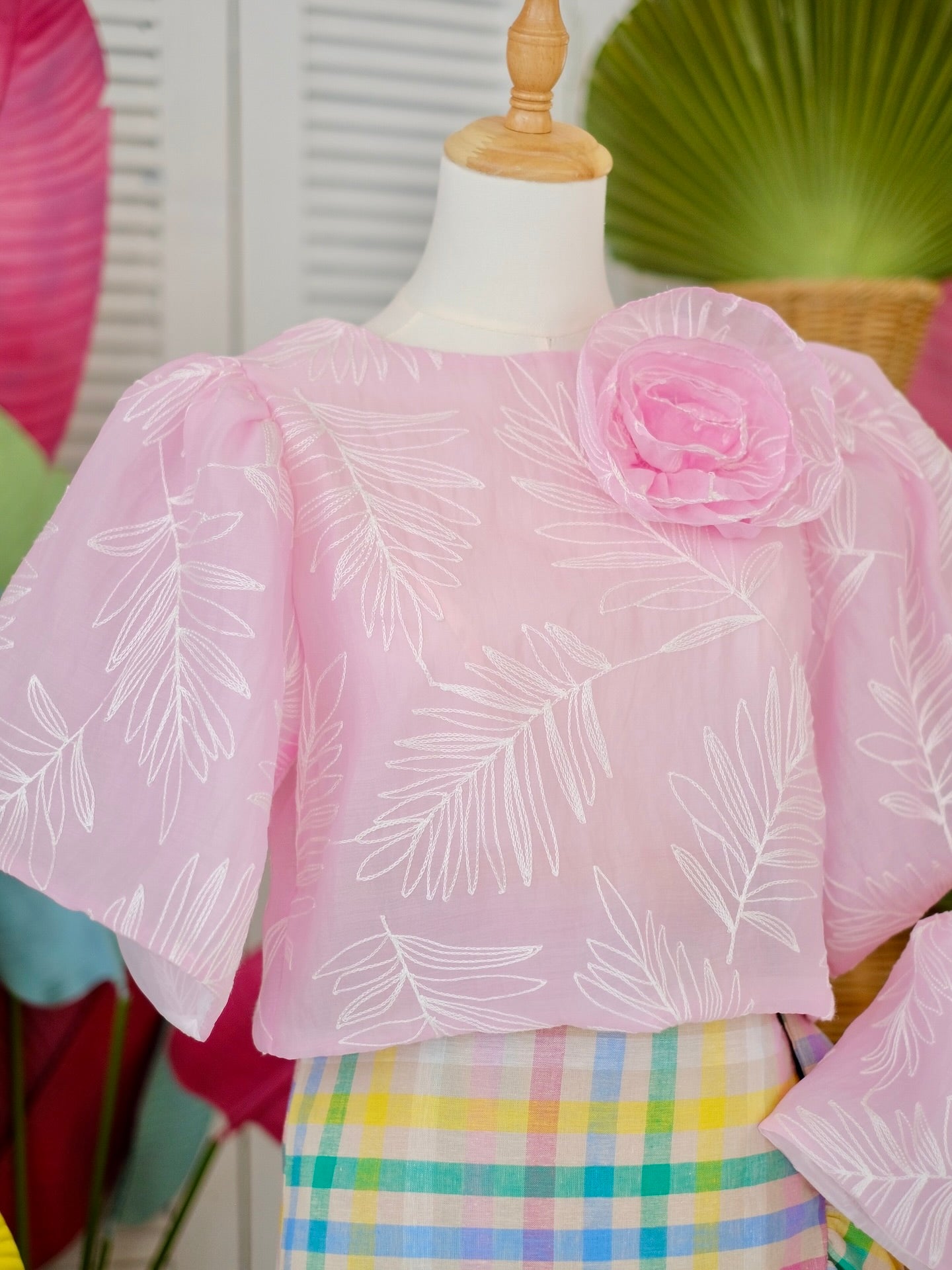 Carmelita Embroidered Filipiniana Top | Women | Pink