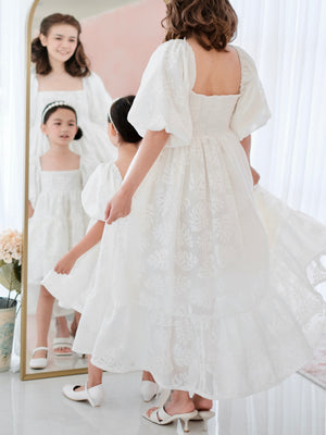 Sevilla Dress in White Lace | Women