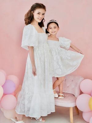 Sevilla Dress in White Lace | Women