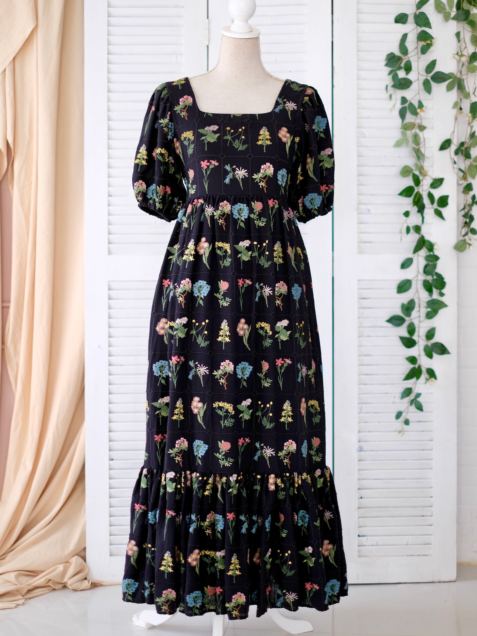 Eulalia Dress in Black | Women |